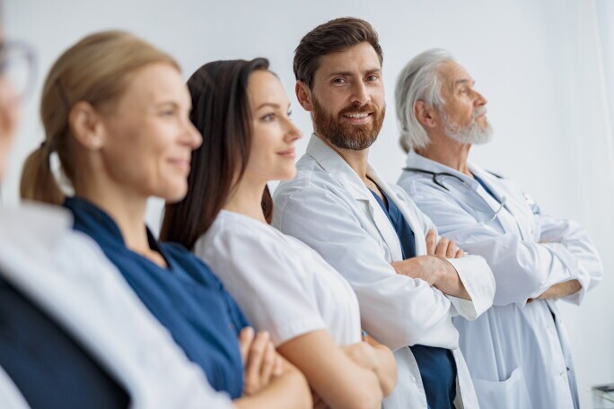 Facharzt (m/w/d) Innere Medizin mit Interesse an der Intensivmedizin, 1. Bild